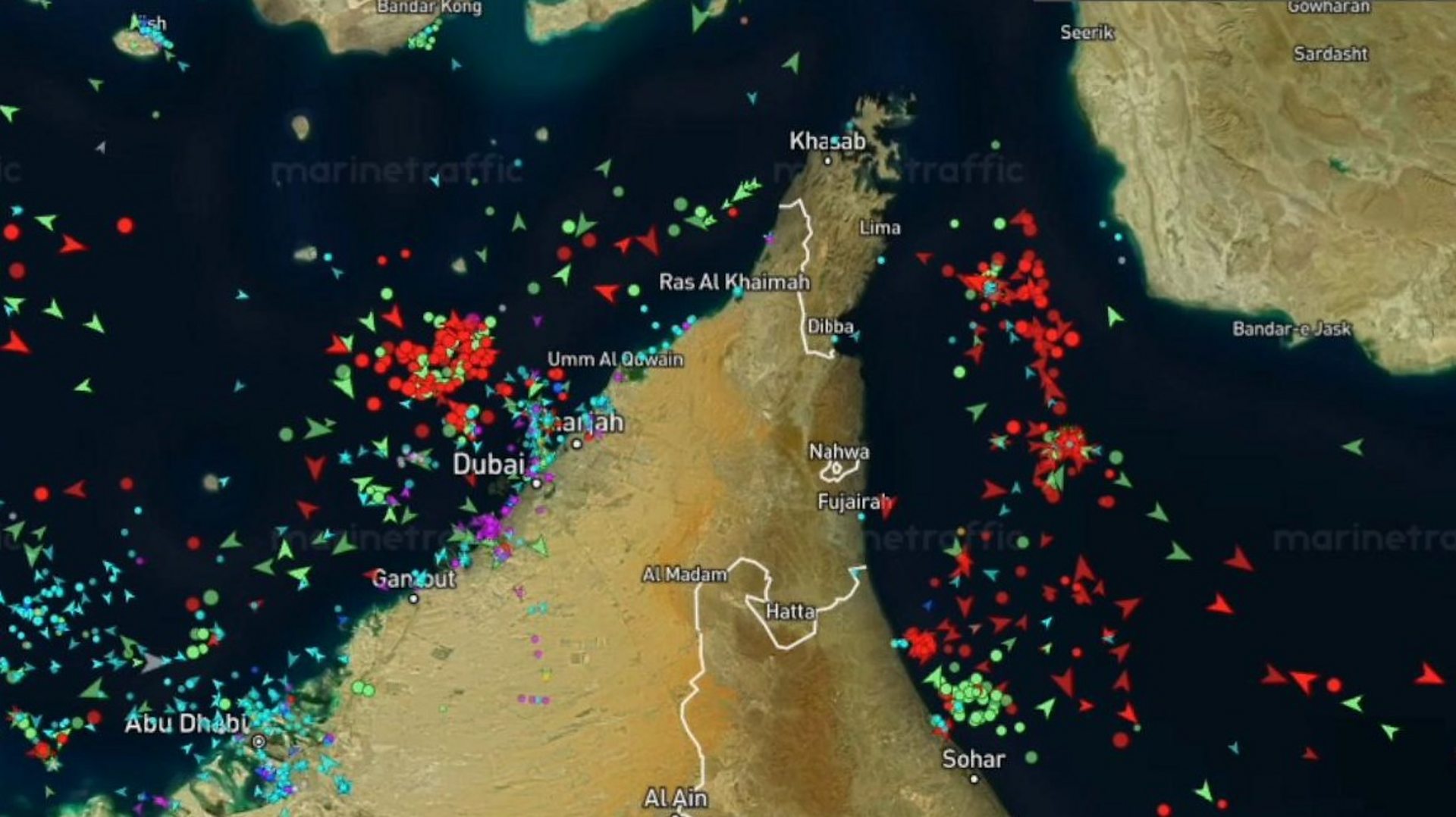 Oil Markets Stabilize as Shipping Returns Through the Strait of Hormuz
